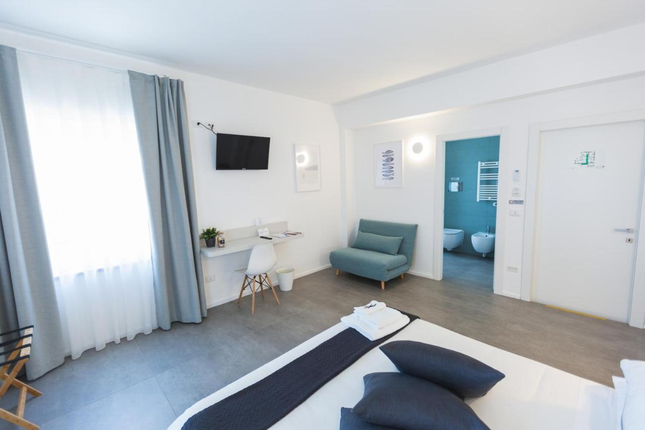 B&B A Due Passi Dal Mare Gela Kültér fotó